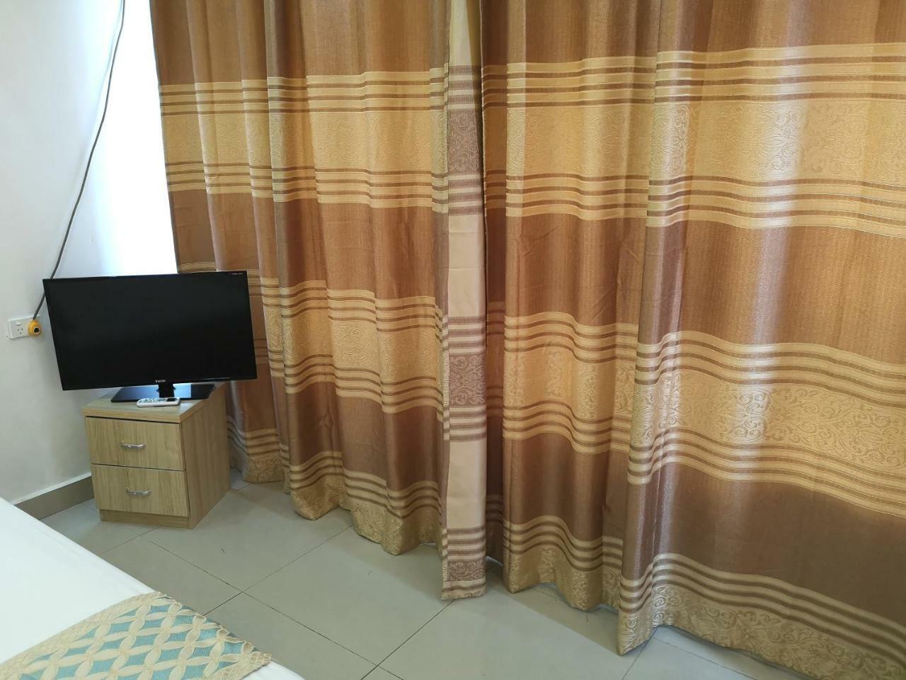 City Apartment Suva Bagian luar foto